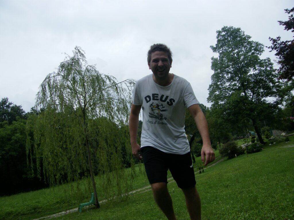 luca tees deus